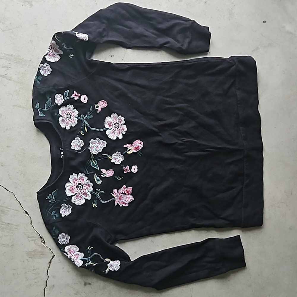 Loft black long sleeve with embroidered flowers floral medium